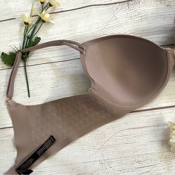 Victoria Secret Love Cloud Lined Demi Bra - Picture 10 of 13